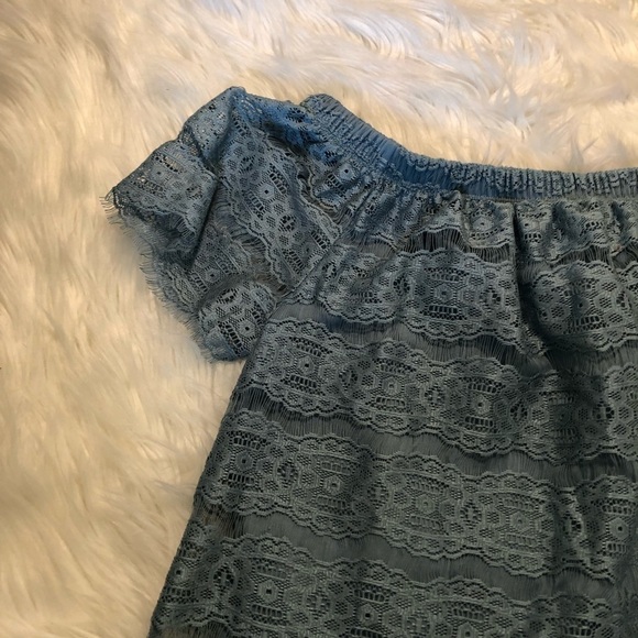 Lily White Women’s Size Small Off Shoulder Blouse - Picture 10 of 12